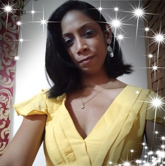 Meet your Posher, Sadia - Picture 1 of 1